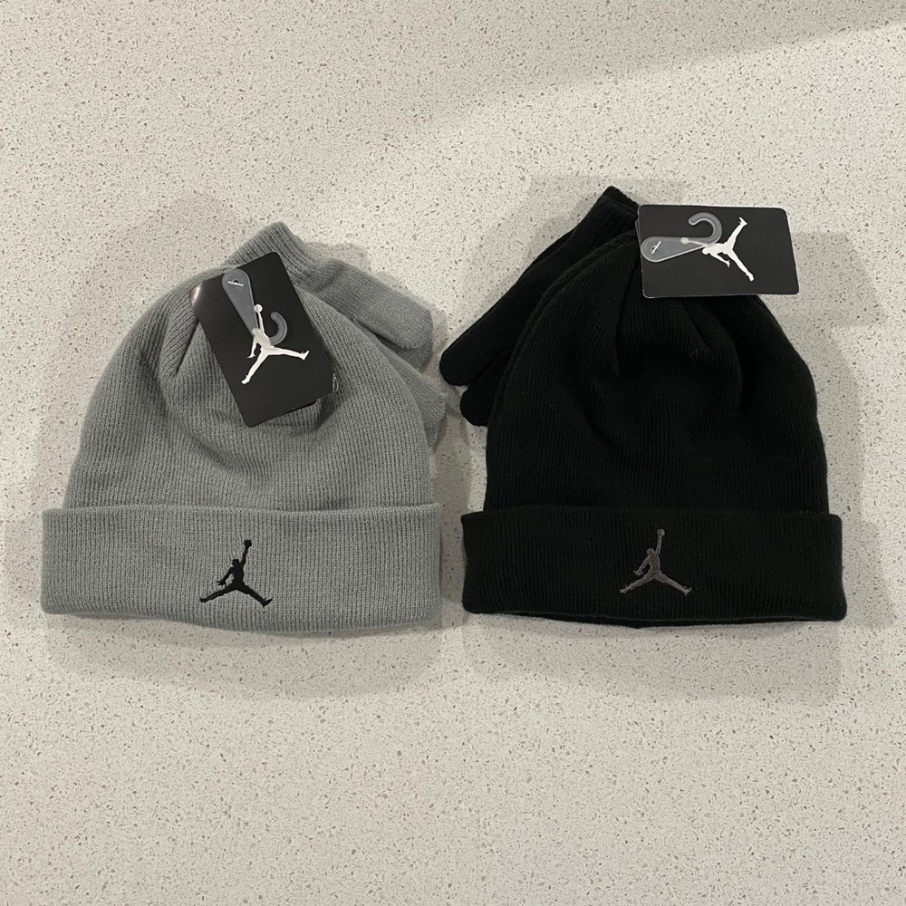 NWT // Jordan Beanie Hat & Gloves Bundle